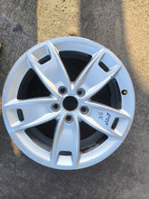 Laden Sie das Bild in den Galerie-Viewer, 1x Alufelge 17 Zoll 7.5" 5x112 56ET 8P0601025BL Audi A4 A3 Rim Wheel FEL1079184258kj