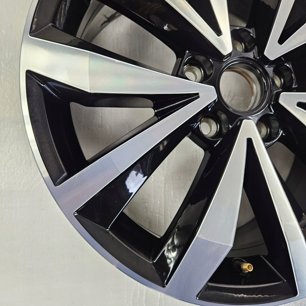 1x Alufelge 17 Zoll 7.0" 5x112 45ET 2GA601025B VW Tiguan Jetta Rim Wheel FEL1721332220to