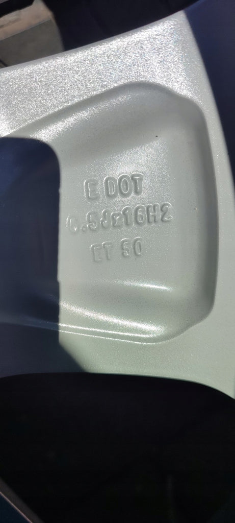 1x Alufelge 16 Zoll 6.5" 5x108 50ET Glanz Silber DT11-AC Ford Tourneo Rim Wheel FEL7014859996gv