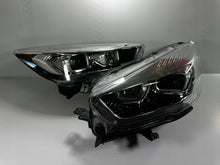 Laden Sie das Bild in den Galerie-Viewer, Frontscheinwerfer Ford Kuga 90156432 GV4113D155AJ LED Vorderseite Headlight SCH5085440817oy