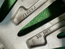 Laden Sie das Bild in den Galerie-Viewer, 1x Alufelge 18 Zoll 7.0&quot; 5x114.3 38ET Mitsubishi Outlander Rim Wheel