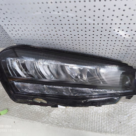 Frontscheinwerfer Skoda Fabia IV 6VB941016 Rechts Scheinwerfer Headlight SCH3015435893zy