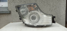 Laden Sie das Bild in den Galerie-Viewer, Frontscheinwerfer Mercedes-Benz A9608200739 Xenon Rechts Scheinwerfer Headlight