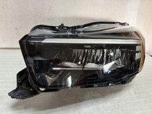 Laden Sie das Bild in den Galerie-Viewer, Frontscheinwerfer Opel Corsa F 9851263780 Full LED Links Scheinwerfer Headlight SCH1625595370zu