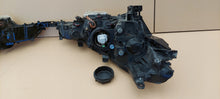 Laden Sie das Bild in den Galerie-Viewer, Frontscheinwerfer Peugeot 4007 Xenon Links Scheinwerfer Headlight SCH1103723920ex