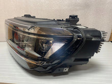 Laden Sie das Bild in den Galerie-Viewer, Frontscheinwerfer VW Tiguan 5NB941081D LED Links Scheinwerfer Headlight SCH8318771588oj