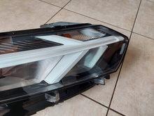 Load image into Gallery viewer, Frontscheinwerfer Dacia Sandero III Logan Jogger 260107978R-1 Full LED Rechts