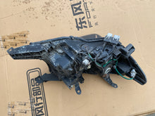 Laden Sie das Bild in den Galerie-Viewer, Frontscheinwerfer Toyota Land Cruiser 60-265 Links Scheinwerfer Headlight SCH1216447499xc