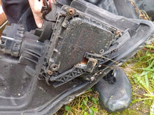Laden Sie das Bild in den Galerie-Viewer, Frontscheinwerfer Toyota Avensis ABG1140 Links Scheinwerfer Headlight SCH7782605210yk