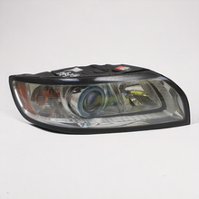 Load image into Gallery viewer, Frontscheinwerfer Volvo S40 II 31265699 0301237272 Xenon Rechts Headlight SCH3448482495oj