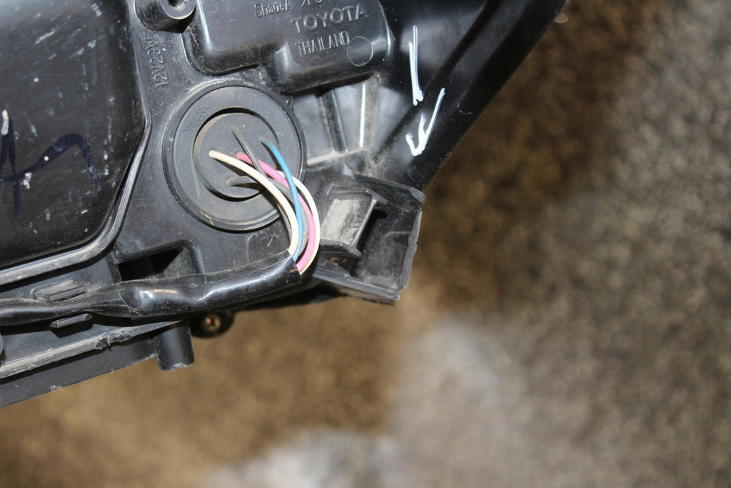 Frontscheinwerfer Toyota Hilux LED Ein Stück (Rechts oder Links) Headlight SCH9974647243kc