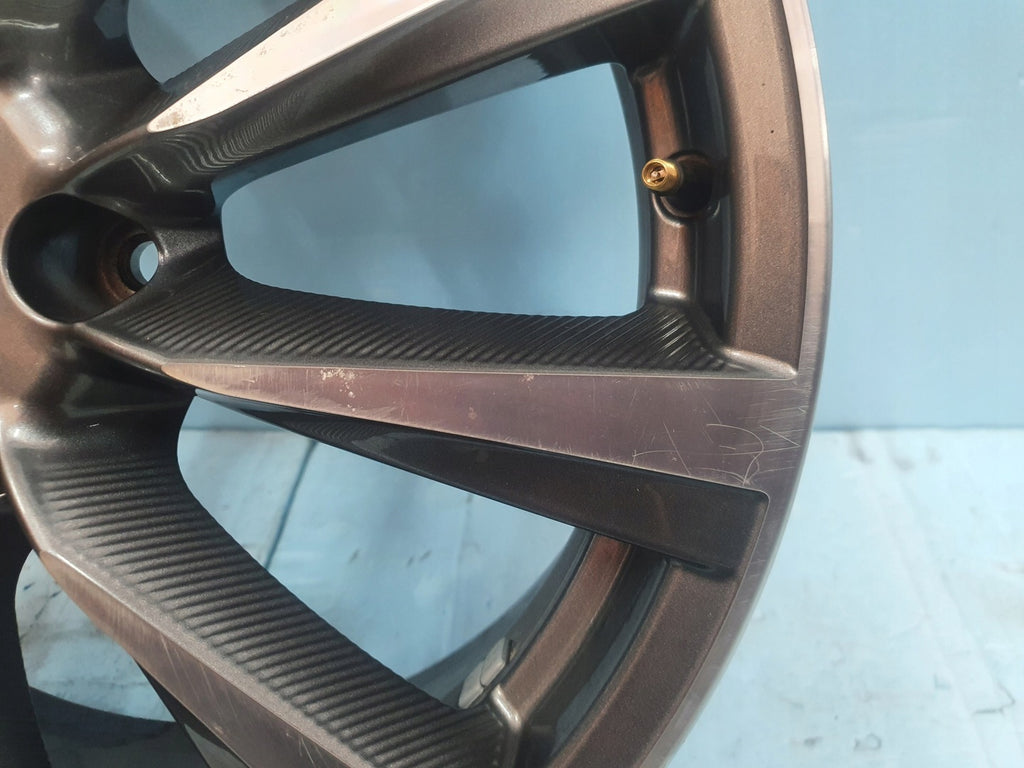 1x Alufelge 19 Zoll 7.0" 5x114.3 40ET KE409-4E400 Nissan Qashqai J11 Rim Wheel