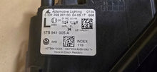 Laden Sie das Bild in den Galerie-Viewer, Frontscheinwerfer VW Touran 5TB941005A Links Scheinwerfer Headlight SCH6933516557gp