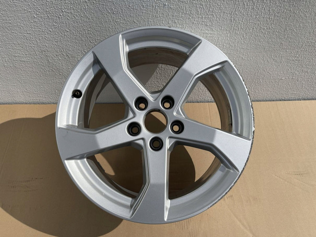 1x Alufelge 17 Zoll 7.5" 5x112 43ET 8V0601025GC Audi A3 Rim Wheel