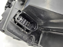 Laden Sie das Bild in den Galerie-Viewer, Frontscheinwerfer Mercedes-Benz Gla A1569067000 Full LED Rechts Headlight SCH6956672111eq