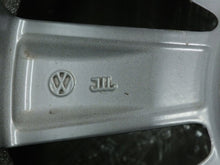 Laden Sie das Bild in den Galerie-Viewer, 1x Alufelge 16 Zoll 6.5" 5x100 47ET Glanz Grau 2G0601025AE VW Polo Iv Rim Wheel FEL6707146803mv