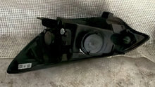 Laden Sie das Bild in den Galerie-Viewer, Frontscheinwerfer Kia Rio Rechts Scheinwerfer Headlight SCH5520906520zz
