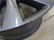 Laden Sie das Bild in den Galerie-Viewer, 1x Alufelge 17 Zoll 7.5&quot; 5x114.3 50ET 9965167570 Mazda 6 Gj Rim Wheel