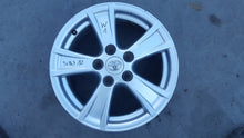 Laden Sie das Bild in den Galerie-Viewer, 1x Alufelge 16 Zoll 6.5&quot; 5x114.3 42611-0F120 Toyota Avensis Rim Wheel