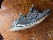 Load image into Gallery viewer, Frontscheinwerfer Skoda Octavia I 24705201000134 Links Scheinwerfer Headlight SCH2802200483gn
