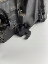 Laden Sie das Bild in den Galerie-Viewer, Frontscheinwerfer Audi A8 4H0941043 4H0941005 Xenon Links Scheinwerfer Headlight SCH2187724206ne