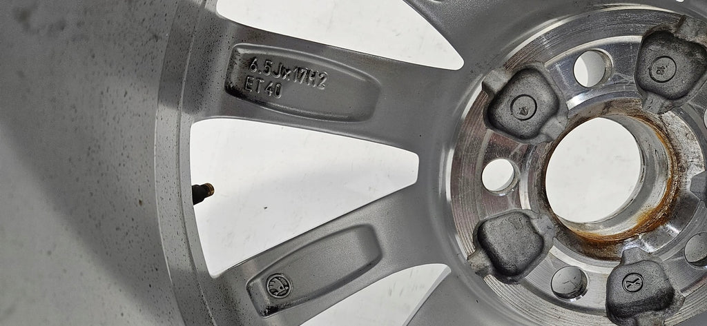 1x Alufelge 17 Zoll 6.5" 5x100 40ET 657601025 Skoda Scala Kamiq Rim Wheel