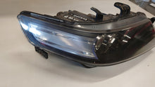 Laden Sie das Bild in den Galerie-Viewer, Frontscheinwerfer Honda Accord VII Rechts Scheinwerfer Headlight