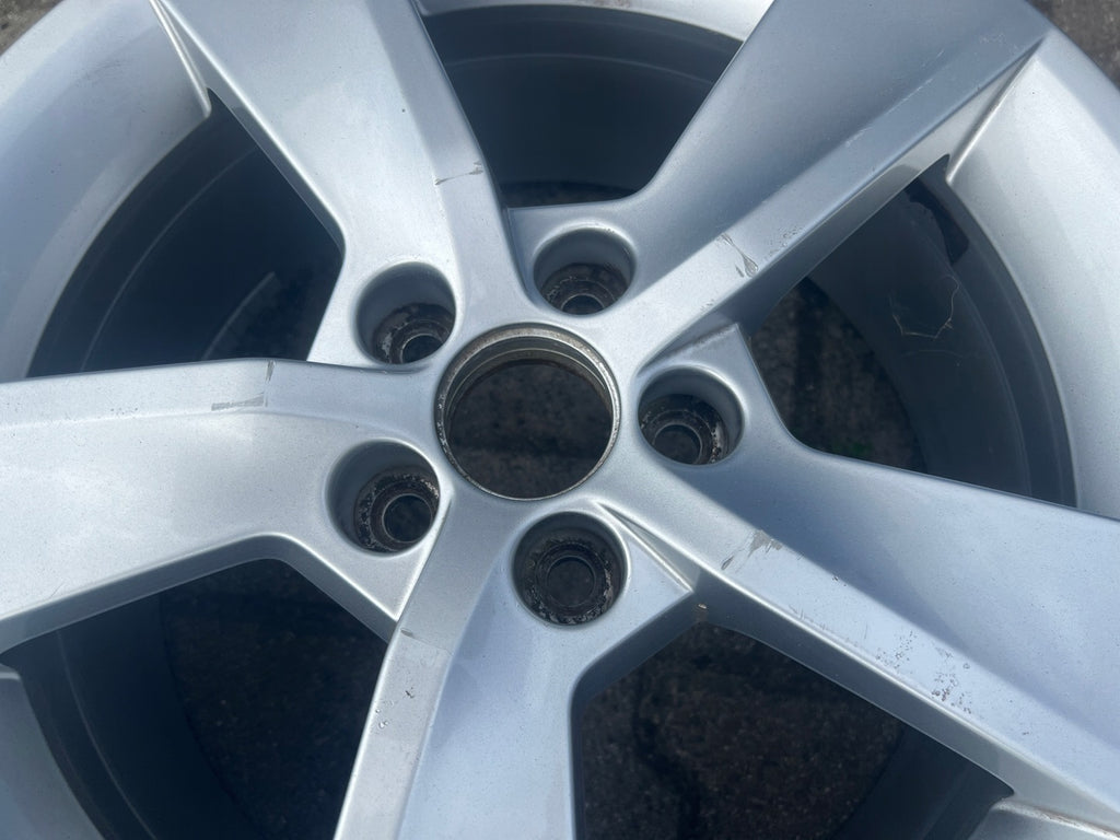 1x Alufelge 16 Zoll 7.0" 5x100 5JA601025AD Skoda Rapid Rim Wheel