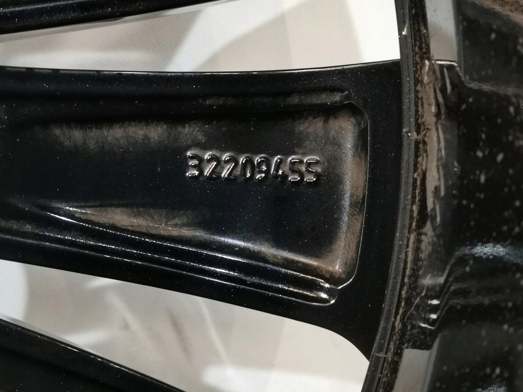 1x Alufelge 18 Zoll 8.0" 5x108 42ET 32209455 Volvo S90 V90 Rim Wheel