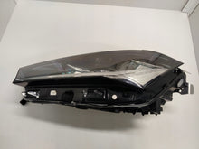 Laden Sie das Bild in den Galerie-Viewer, Frontscheinwerfer Skoda Superb 3P1941015A Full LED Links Scheinwerfer Headlight SCH8497205681kv