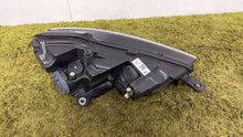Laden Sie das Bild in den Galerie-Viewer, Frontscheinwerfer Skoda Scala 657941015 LED Links Scheinwerfer Headlight SCH9064780243bm