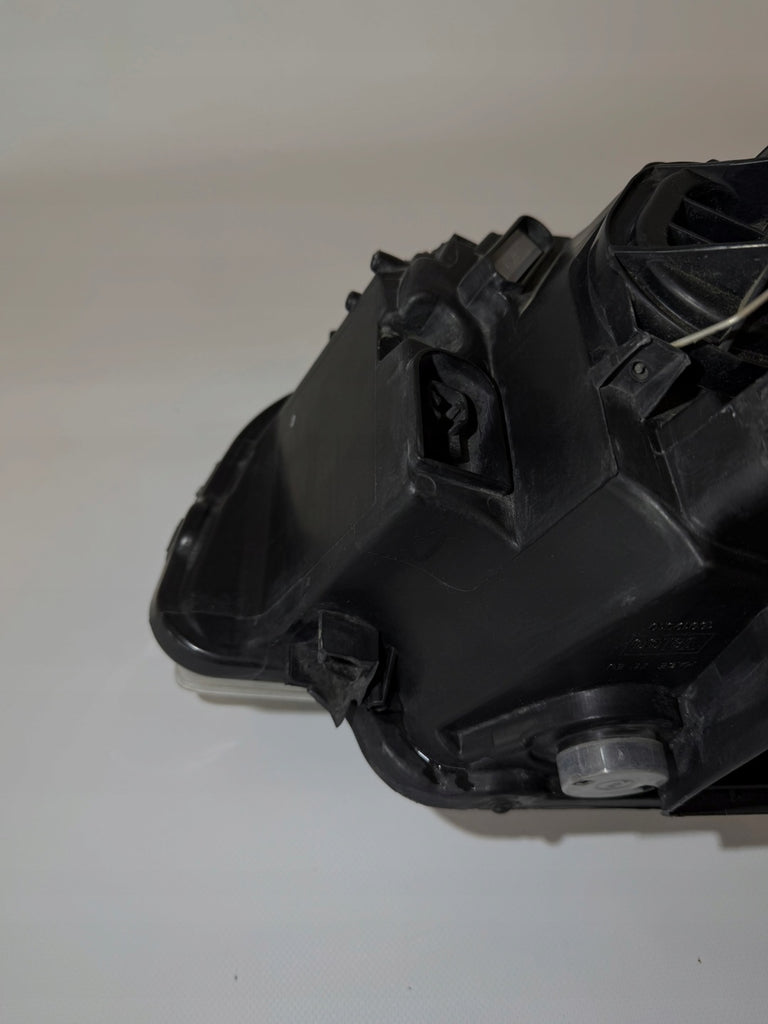 Frontscheinwerfer BMW E81 E82 E87 89310921 63126924486-11 Rechts Headlight SCH2092764235de