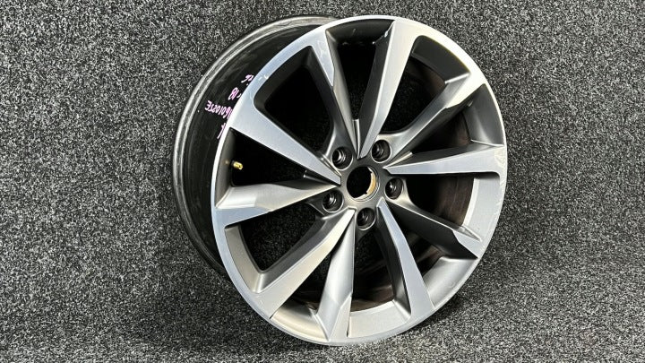 1x Alufelge 18 Zoll 5x112 5FA601025E Seat Leon Rim Wheel FEL8313016405ep