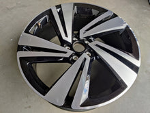 Load image into Gallery viewer, 1x Alufelge 18 Zoll 7.0&quot; 5x100 39ET 2H6601025F Vw Rim Wheel