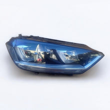 Laden Sie das Bild in den Galerie-Viewer, Frontscheinwerfer VW Sportsvan 517941034 90056399 Xenon Rechts Headlight