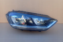 Laden Sie das Bild in den Galerie-Viewer, Frontscheinwerfer VW Sportsvan 517941034 90056399 Xenon Rechts Headlight