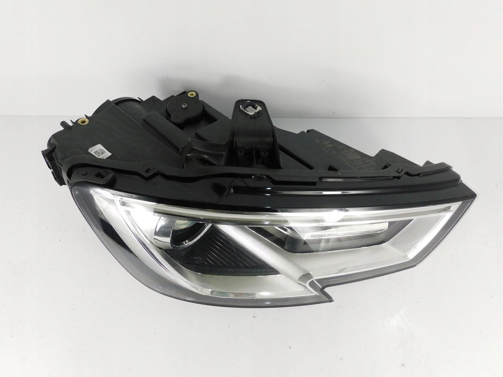 Frontscheinwerfer Audi A3 8V0941006E Xenon Rechts Scheinwerfer Headlight SCH5820704866te