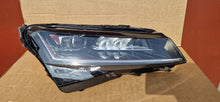Load image into Gallery viewer, Frontscheinwerfer Skoda Superb III 3V1941016D Xenon Rechts Headlight