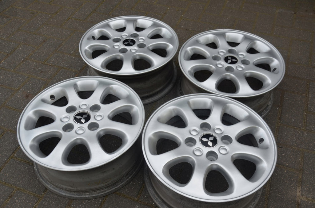 4x Alufelge 15 Zoll 6.0" 4x114.3 44ET Mitsubishi Space Star Rim Wheel FEL2568470990vf