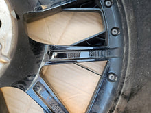 Load image into Gallery viewer, 1x Alufelge 20 Zoll 9.0" 5x120 44ET 6895212 BMW 5 G31 G30 Rim Wheel FEL1639438692jv