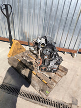Load image into Gallery viewer, Motor Audi Seat Skoda VW BLS 1.9 TDI 105PS 77kW Diesel Engine Komplett