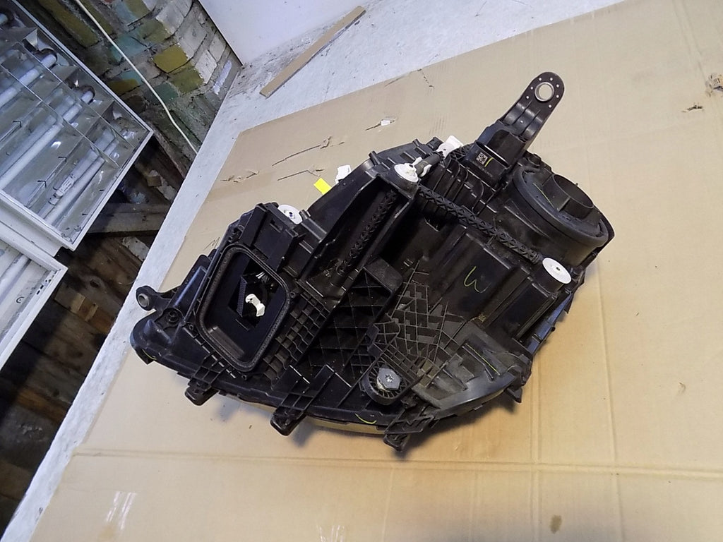 Frontscheinwerfer Mercedes-Benz Gls A1679066001 LED Rechts