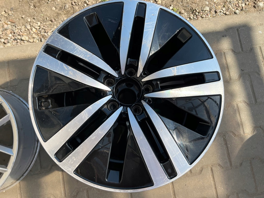 1x Alufelge 18 Zoll 8.0" 5x112 A2224013500 Mercedes-Benz W222 Rim Wheel FEL5785507262ye