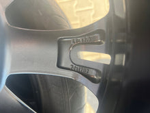 Laden Sie das Bild in den Galerie-Viewer, 1x Alufelge 17 Zoll 7.0" 4x108 47 5ET Glanz Schwarz C1BC-YA Ford Rim Wheel FEL1421033903vy