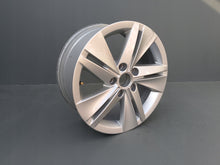 Laden Sie das Bild in den Galerie-Viewer, 1x Alufelge 16 Zoll 7.0&quot; 5x112 48ET 5H0601025 VW Golf Viii Rim Wheel