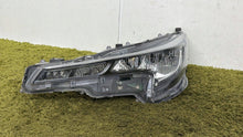 Laden Sie das Bild in den Galerie-Viewer, Frontscheinwerfer Toyota Corolla 81150-02S60 LED Links Scheinwerfer Headlight SCH4690555697gq