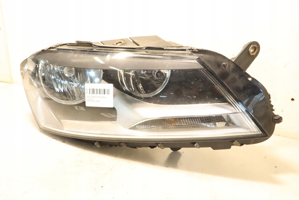 Frontscheinwerfer VW Passat B7 90010126 Rechts Scheinwerfer Headlight SCH8096760126na