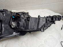 Laden Sie das Bild in den Galerie-Viewer, Frontscheinwerfer Peugeot 4007 Rechts Scheinwerfer Headlight SCH5872949206vu