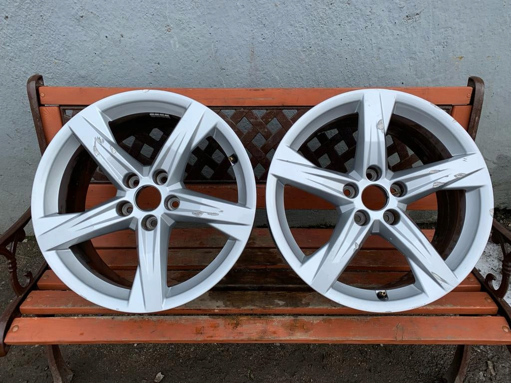 1x Alufelge 18 Zoll 8.0" 5x112 39ET Glanz Silber 80A601025BE Audi Q5 Rim Wheel