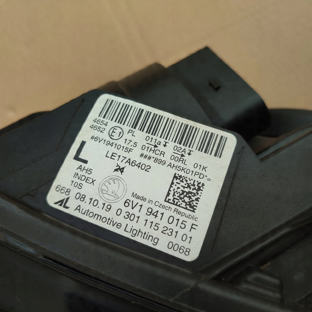 Frontscheinwerfer Skoda Fabia III 6V1941015F LED Links Scheinwerfer Headlight